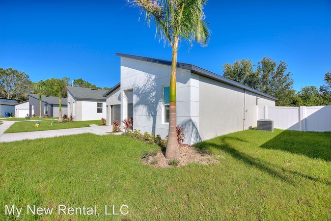Building Photo - 4 br, 2 bath House - 322 Royal Palm Way