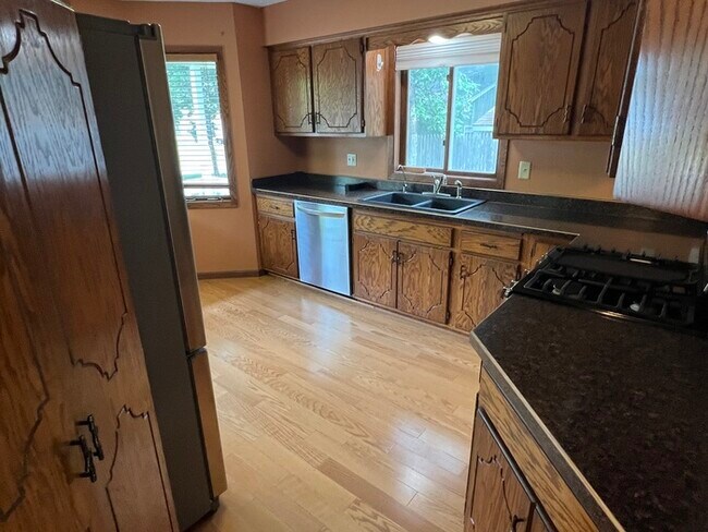 Foto del edificio - 14332 Xenia St NW