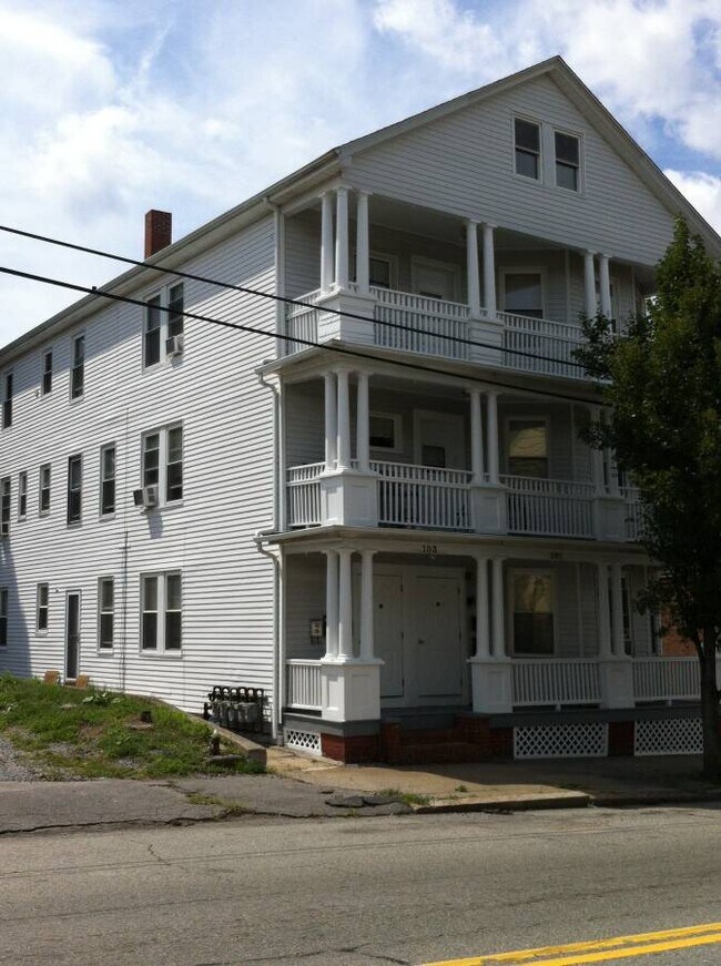 101 Warren Ave, East Providence, RI 02914 Apartments East Providence