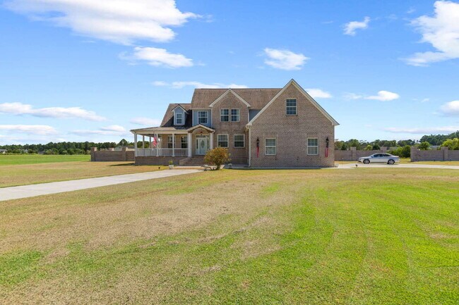 Foto del edificio - 112 Cherry Grove Dr