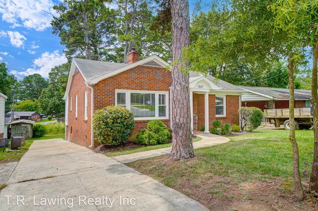 Building Photo - 3 br, 1.5 bath House - 1809 St. Paul Street