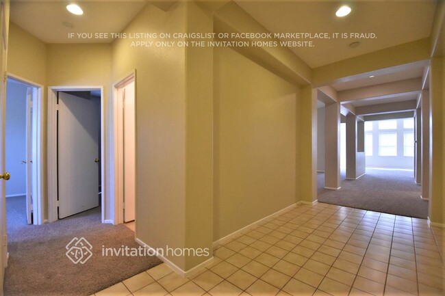 Building Photo - 42213 Marbella St