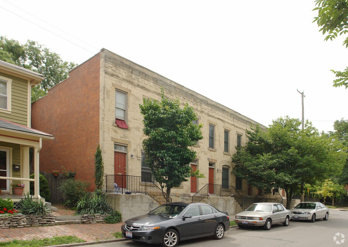 Building Photo - 766-776 Kerr St