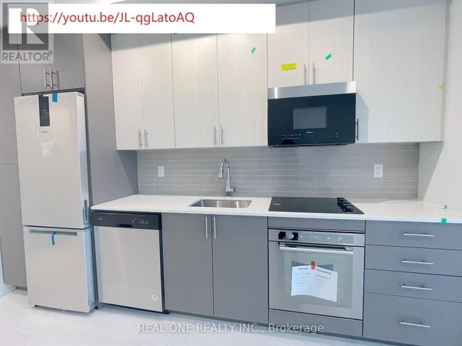 Photo du bâtiment - 415 Main St W