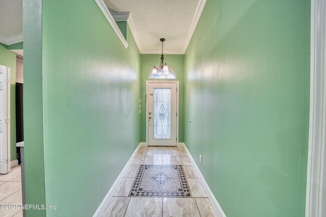 Foto del edificio - 185 Hawthorn Hedge Ln