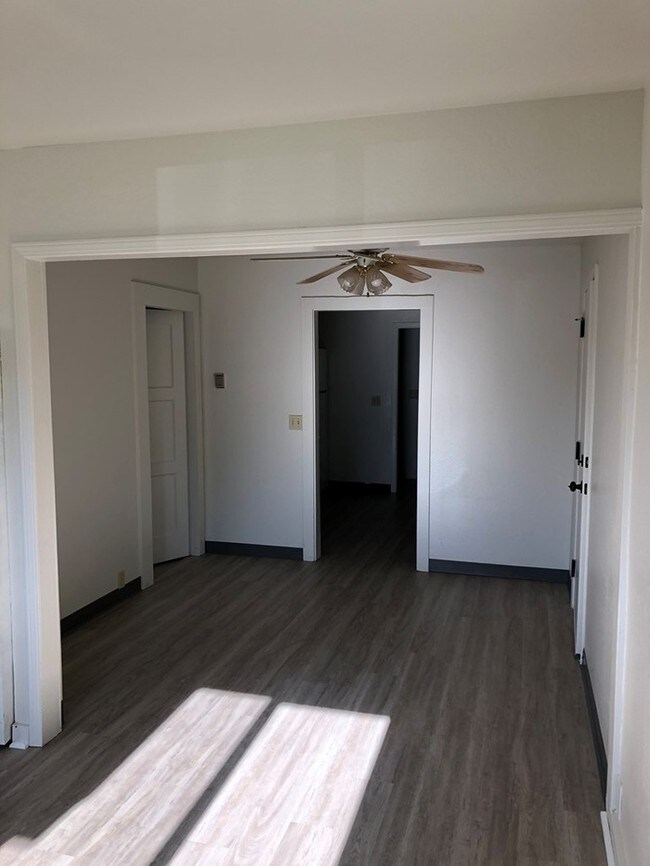 Building Photo - Pacific Grove cottage.