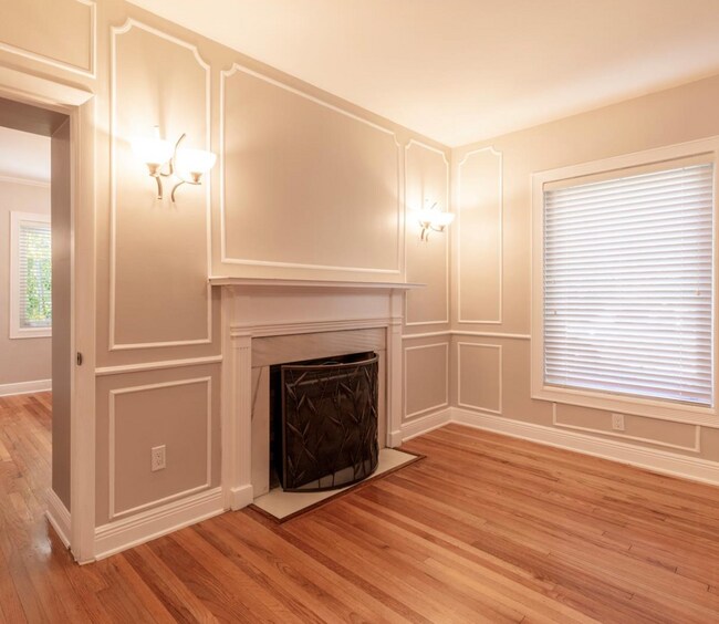 Foto del edificio - 1350 Mendavia Ave