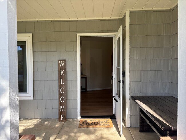 Foto del edificio - 879 Fall River Trail