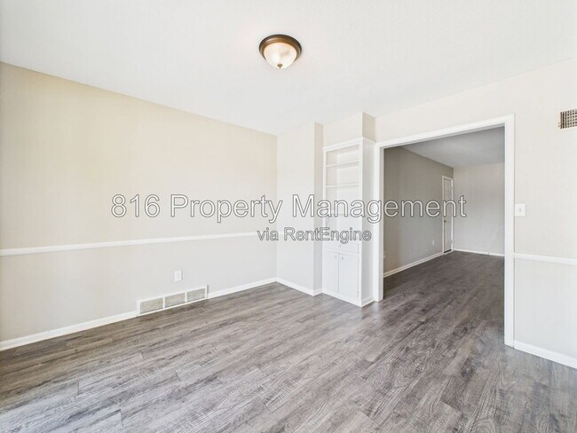 Foto del edificio - 8034 Campbell St