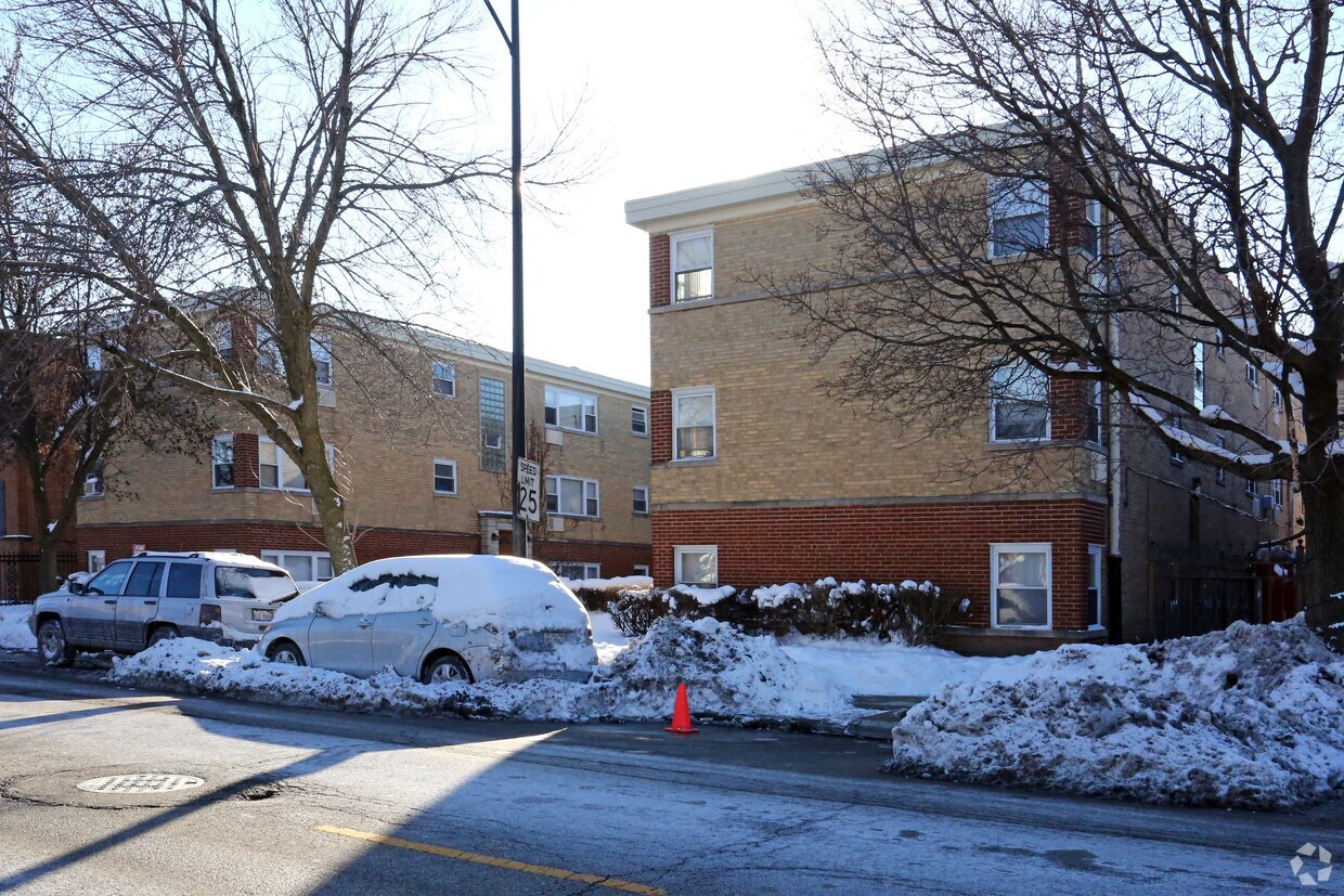 Building Photo - 5646-5652 N Jersey Ave