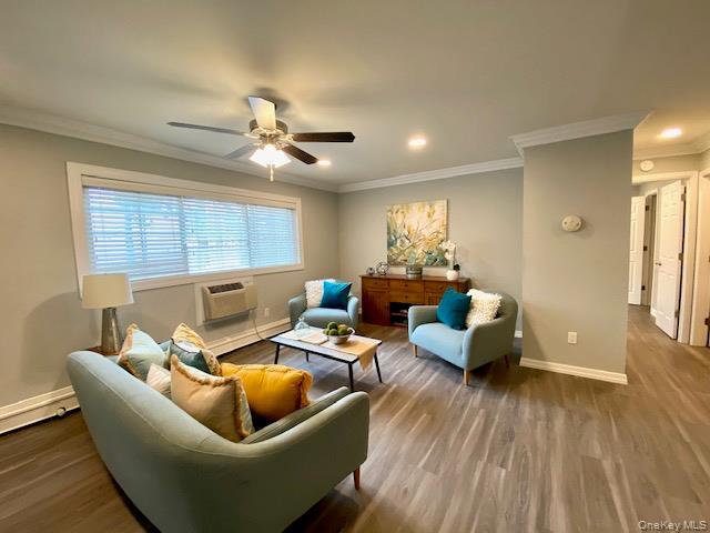 Building Photo - 315 Brook Ave