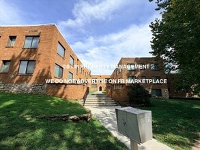 Building Photo - 4511 Roanoke Pkwy