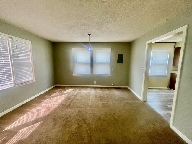 Foto del edificio - 1710 South Ave