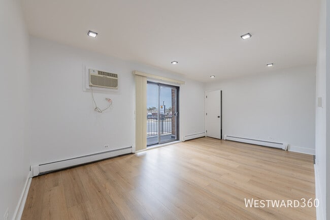 Building Photo - 6320 W 79th St