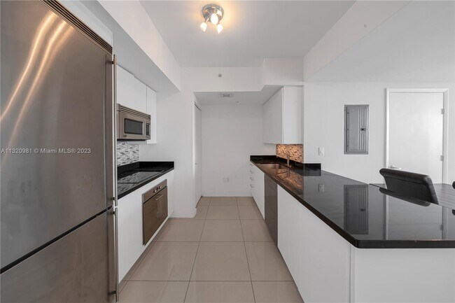 Foto del edificio - 92 SW 3rd St
