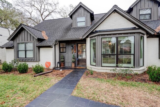 Building Photo - 10503 Metronome Dr