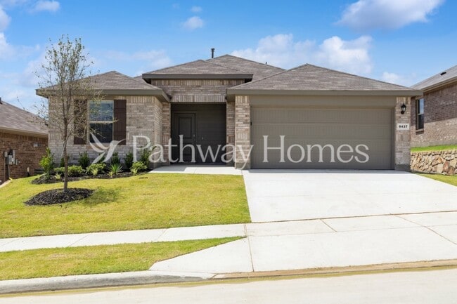 Building Photo - 9437 Golden Tree Ave