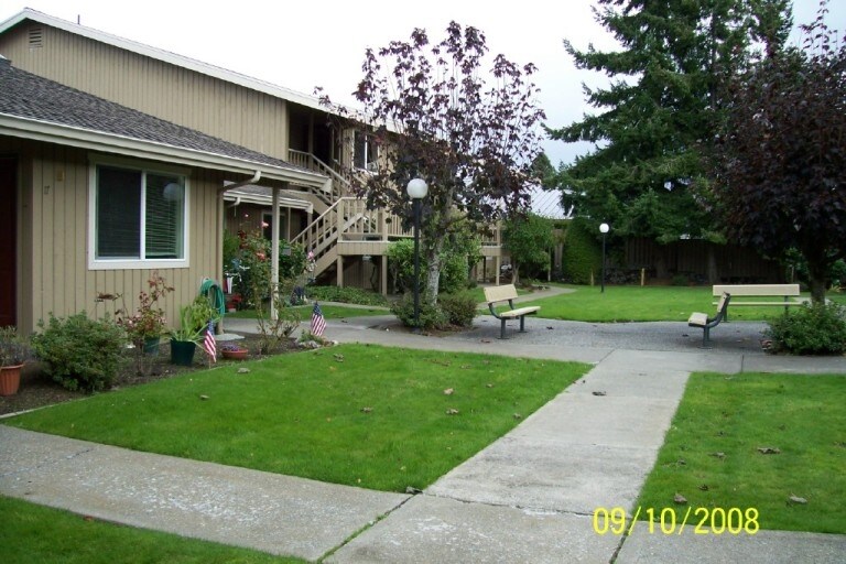 Primary Photo - 715 G St