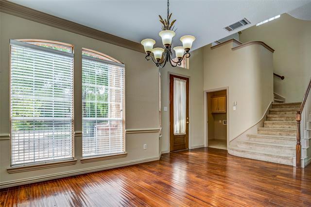 Foto del edificio - 5517 Hidden Creek Ln