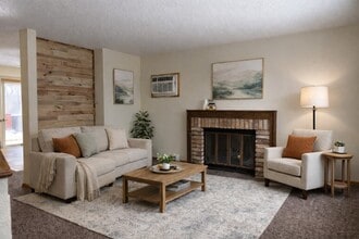 Building Photo - 525 4th Ave NW