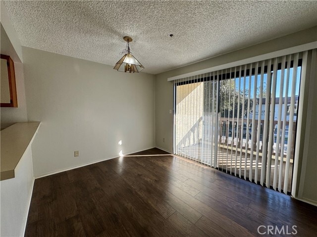 Foto del edificio - 987 E Del Mar Blvd