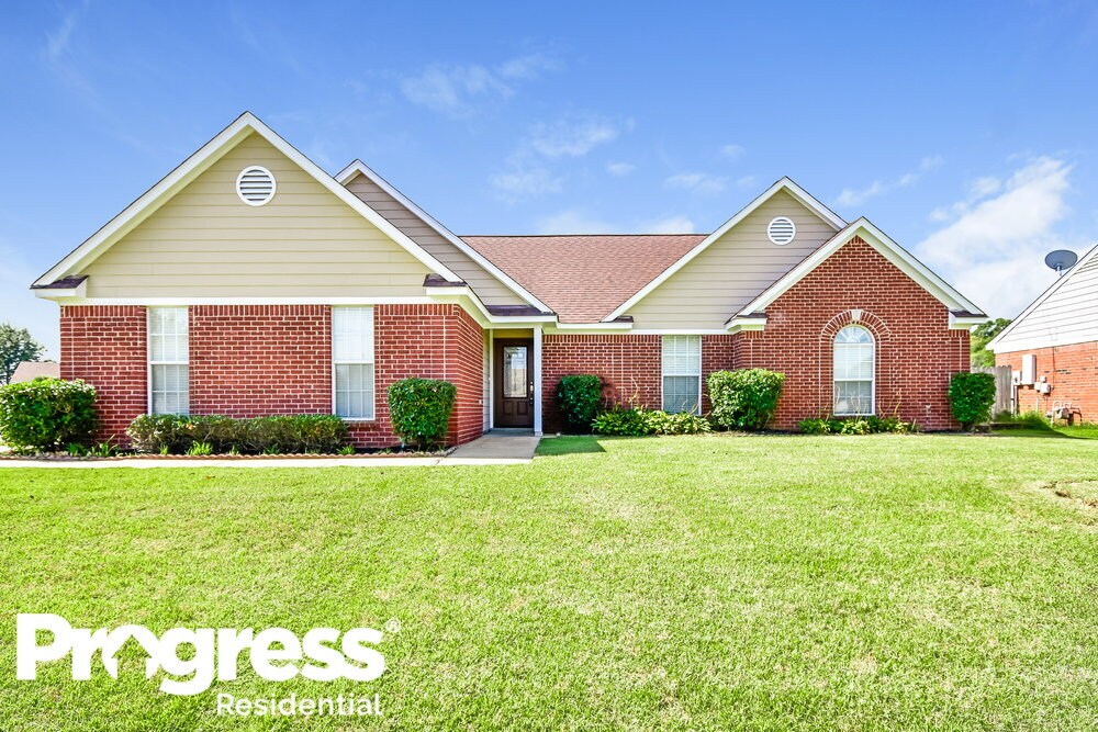 1143 Parkview Cir S, Southaven, MS 38671 House Rental in Southaven