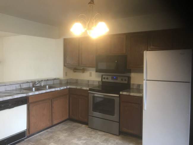 Building Photo - 202 Bridgewater Dr