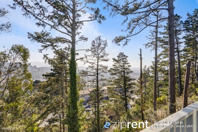 Building Photo - 4 br, 2.5 bath House - 115 Mendosa Avenue,...