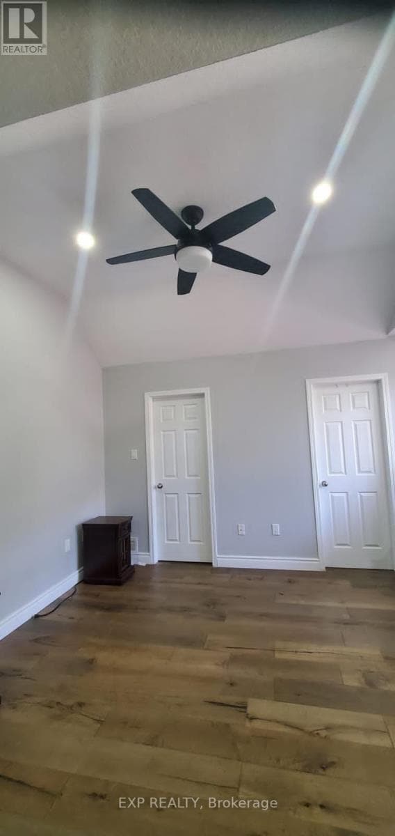 Building Photo - 564 Woolgrass Ave