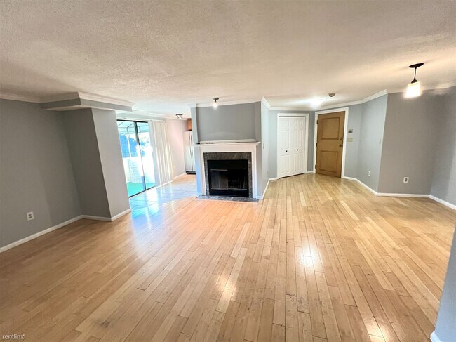 Building Photo - 2 br, 2 bath Condo - 295 W Wyoming Ave