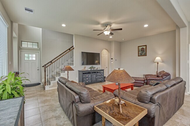 Foto del edificio - 207 Biltmore Loop