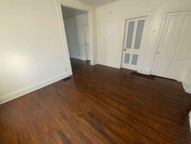 Foto del edificio - 1011 N Hazel St