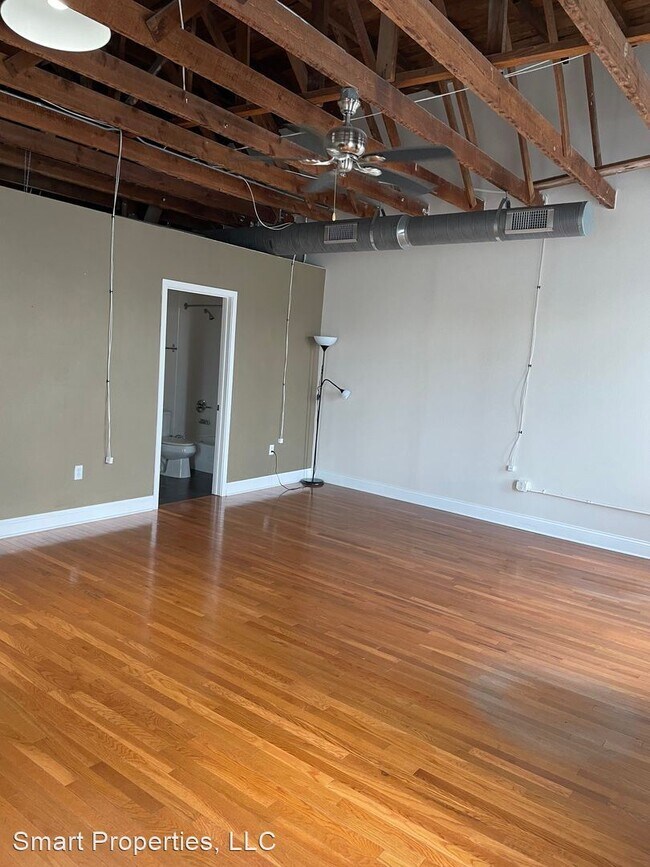 Building Photo - 1 br, 1 bath House - 205 Traders Alley