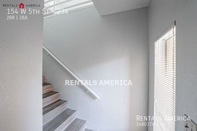 Building Photo - *** PRICE REDUCTION ***Condo in the Hear o...