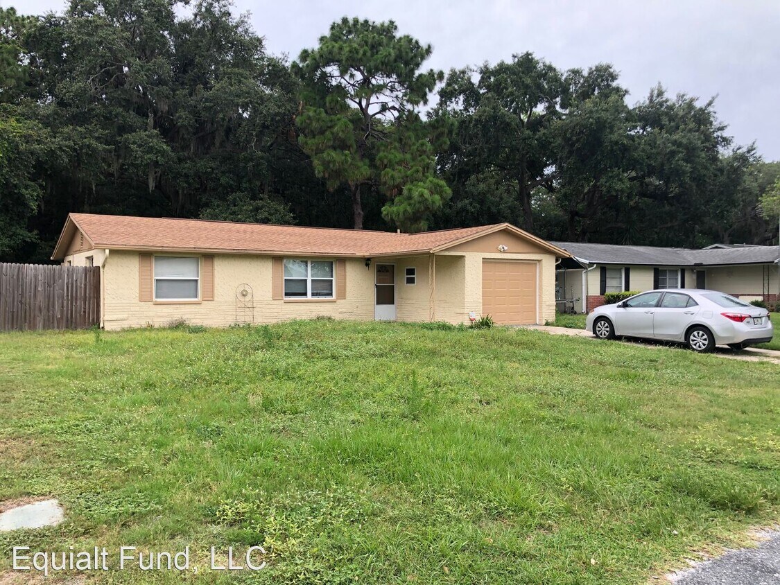 Primary Photo - 2 br, 1.5 bath House - 6715 Parkside Dr.