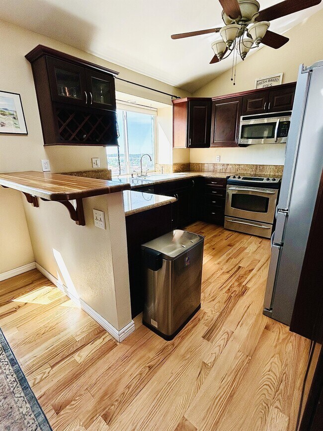 Building Photo - 7890 Candleflower Cir