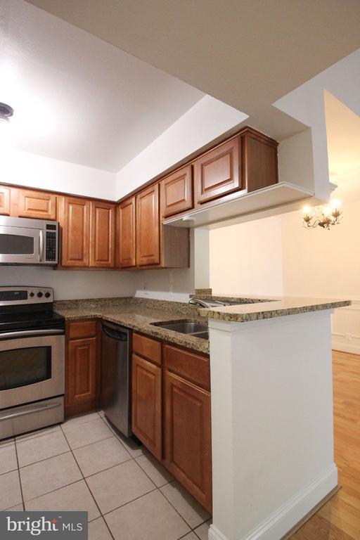 Foto del edificio - 3304 Wyndham Cir
