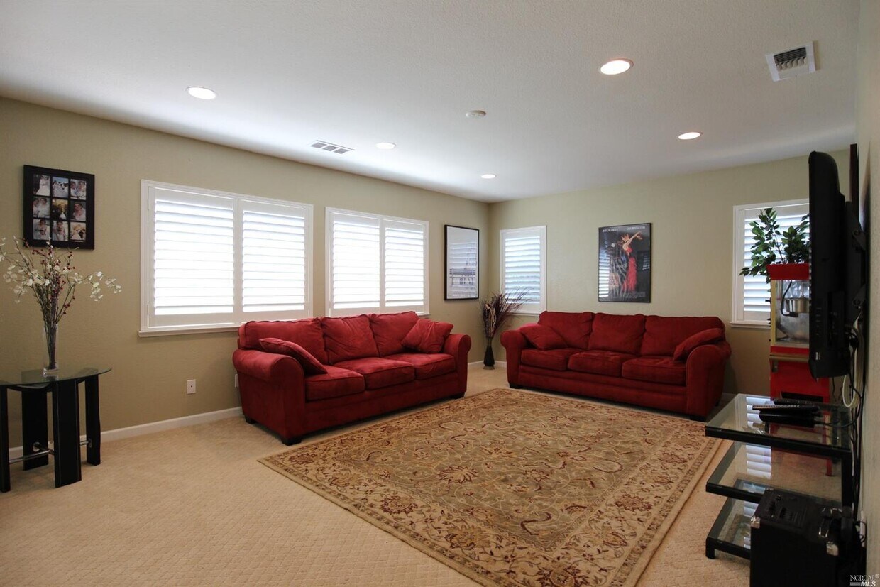 Primary Photo - 1245 Bello Dr