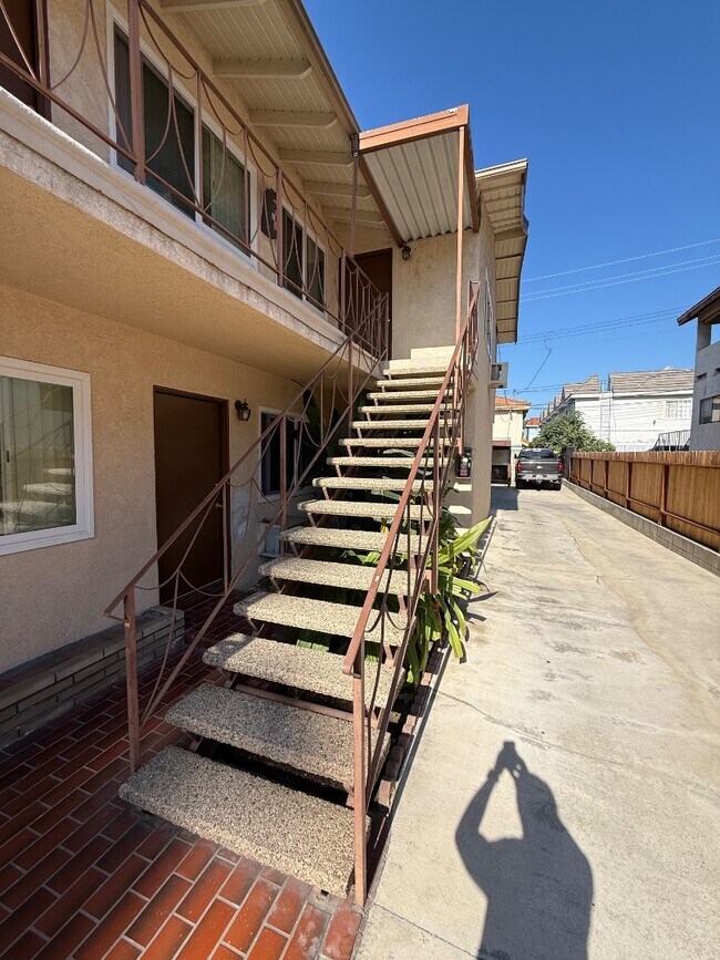 Foto del edificio - 307 N Curtis Ave