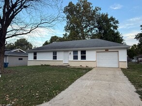 Building Photo - 607 Aspen Dr