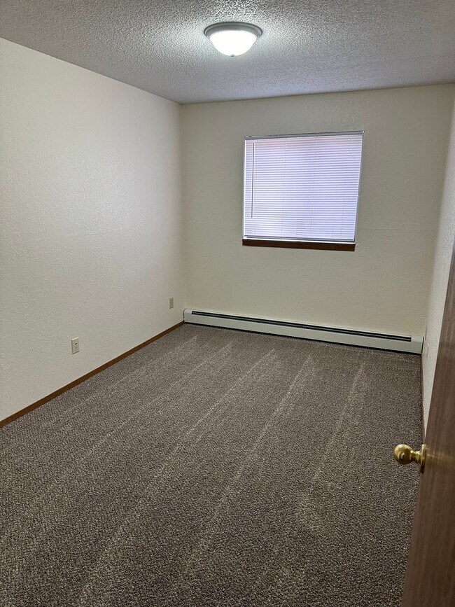 Foto del edificio - Four Bedroom Apartment