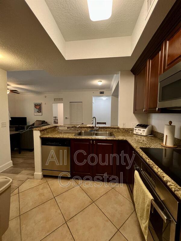 Foto del edificio - 1660 Renaissance Commons Blvd