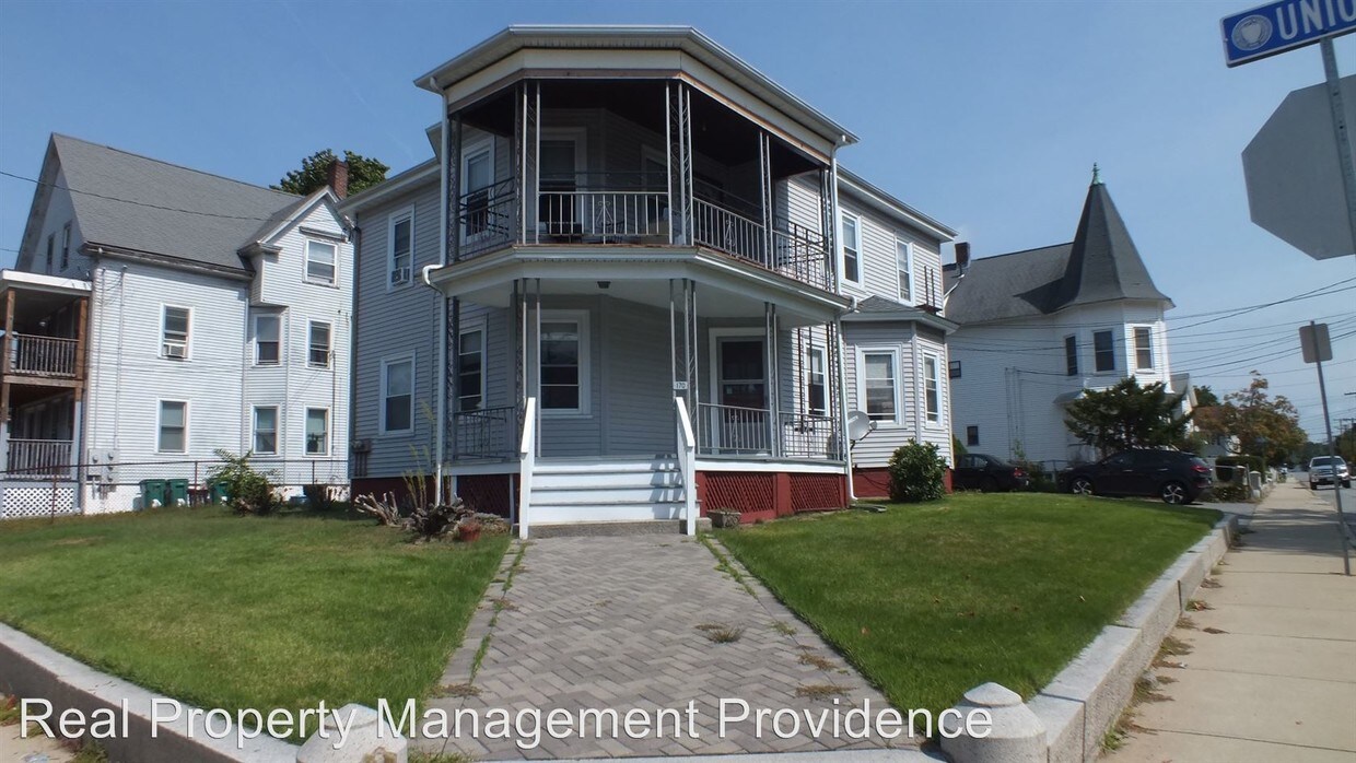 170 Union St, Attleboro, MA 02703 Room for Rent in Attleboro, MA