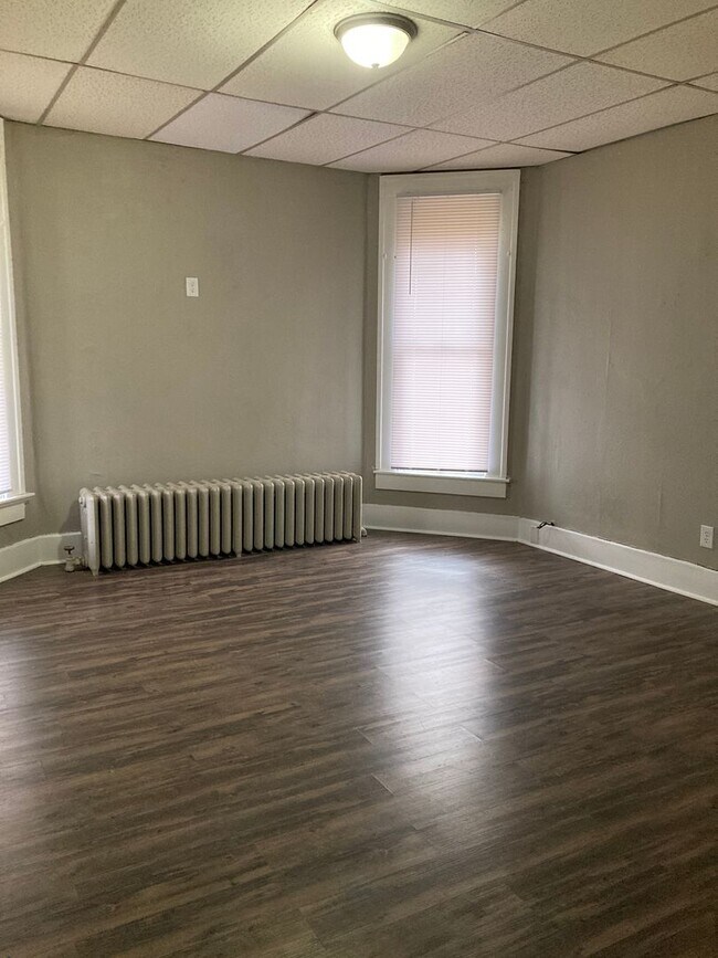 Foto del edificio - 708 W Jackson St