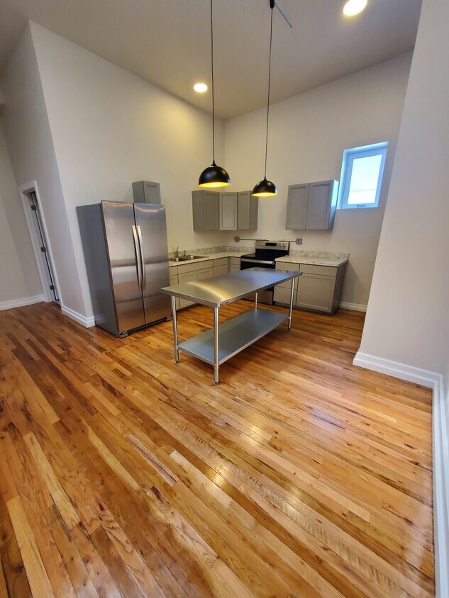 Foto principal - 612 Saint Joseph St