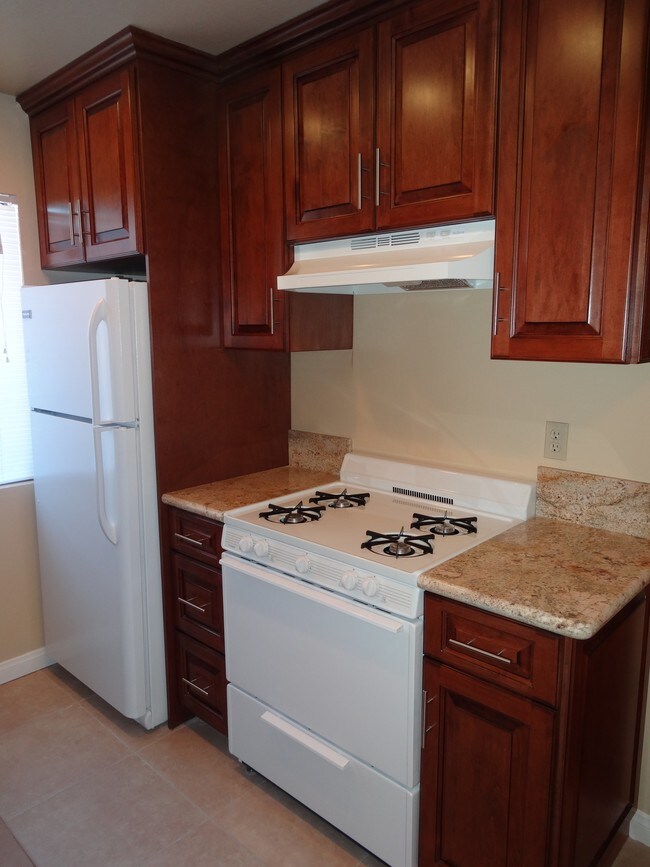 Foto del edificio - 2422 E. 11th St.