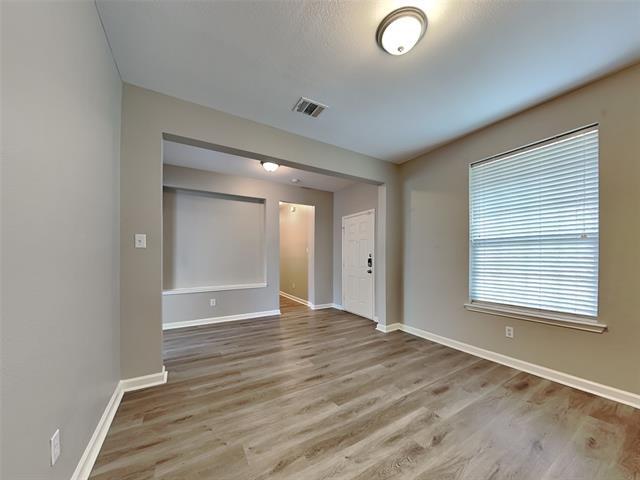 Building Photo - 228 Amherst Dr
