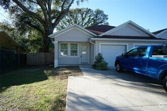 Building Photo - 4210 N Coolidge Ave