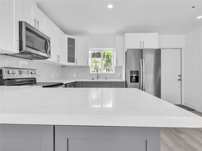 Foto del edificio - 10640 SW 96th St