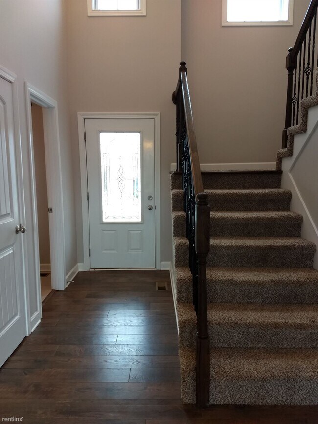 Building Photo - 3 br, 2.5 bath House - 1135 Eagles Bluff Dr